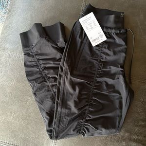NWT Athleta Altitude Lined Pant